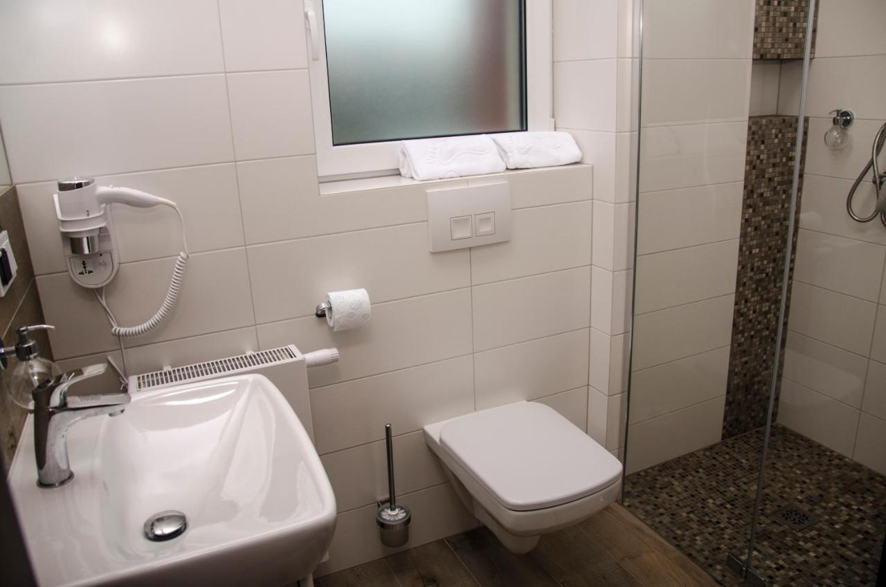 Art Pensjonat Krotoszyn Habitación foto
