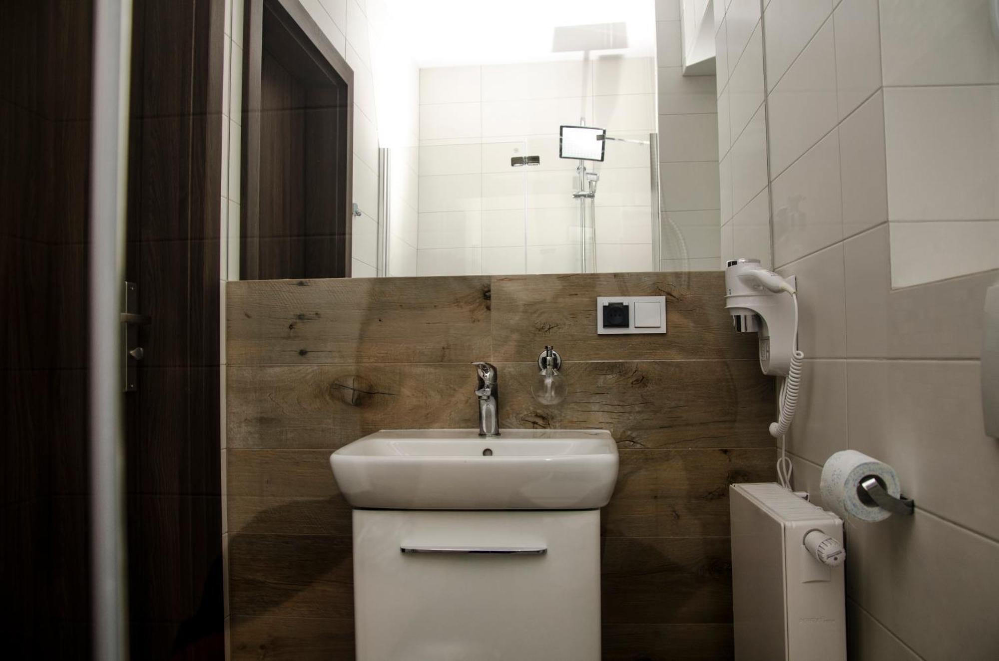 Art Pensjonat Krotoszyn Habitación foto